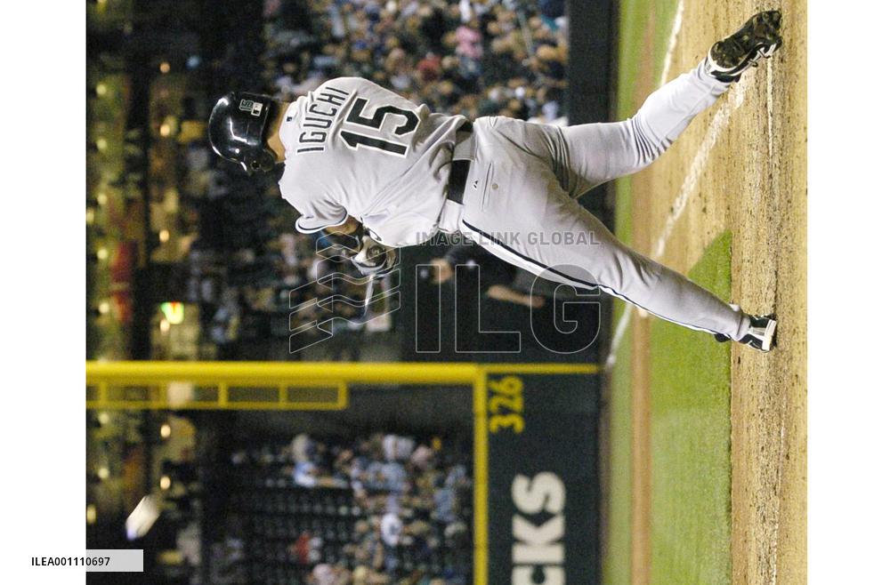 Iguchi's homer gives Chicago victory over Seattle