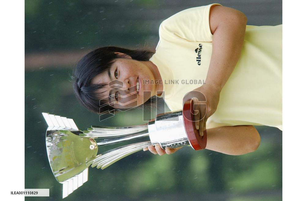Super Fudo charges back to win Golf 5 Ladies