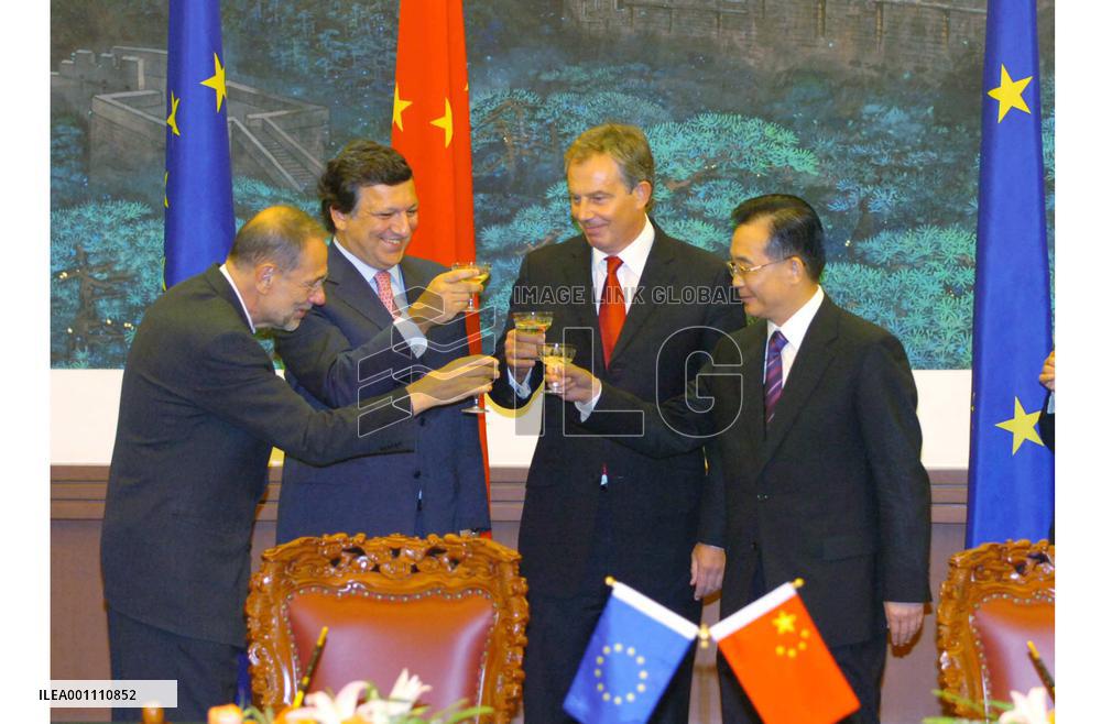 EU leaders hold talks with Chinese officials