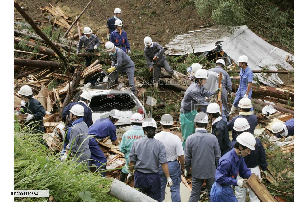 Death toll from Typhoon Nabi rises to 9, 14 missing