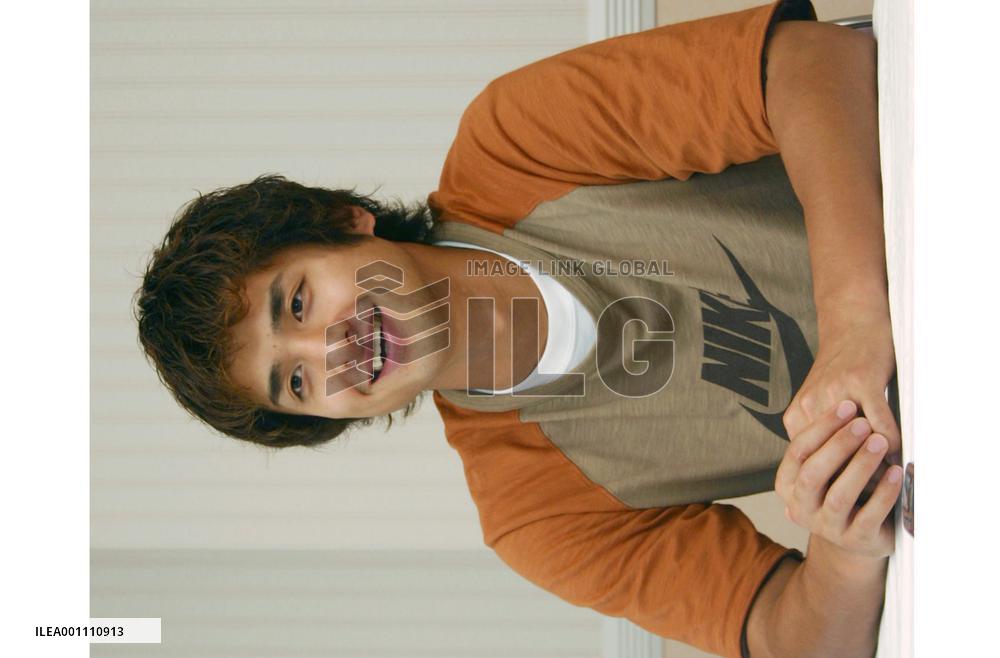 Goaltender Fukufuji joins L.A. Kings