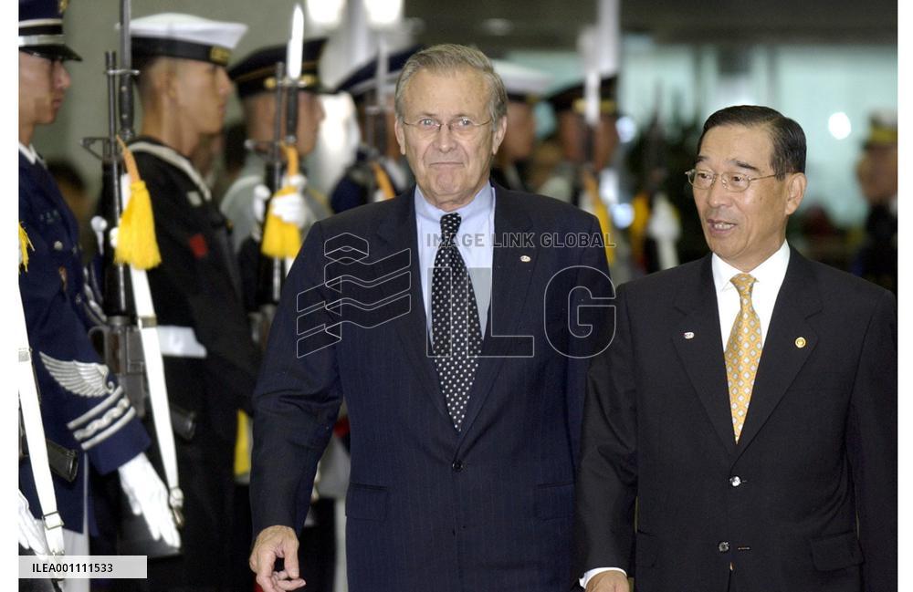 Rumsfeld in S. Korea