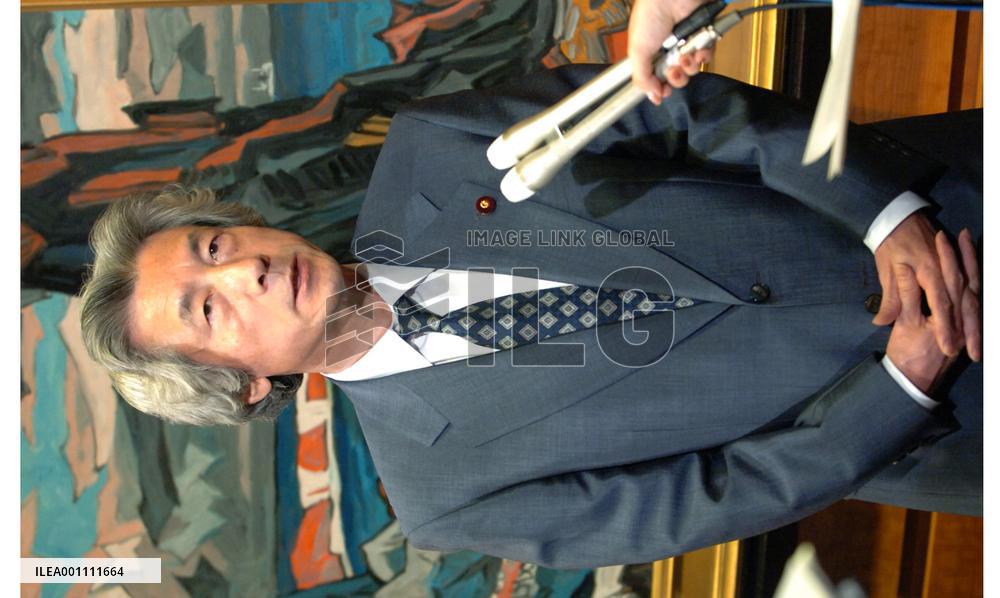Koizumi to reshuffle Cabinet on Oct. 31
