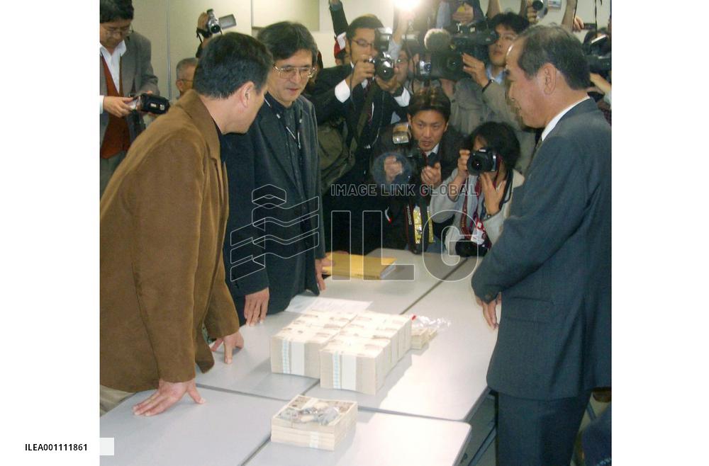 Ex-Narita airport activists pay off compensation with donations