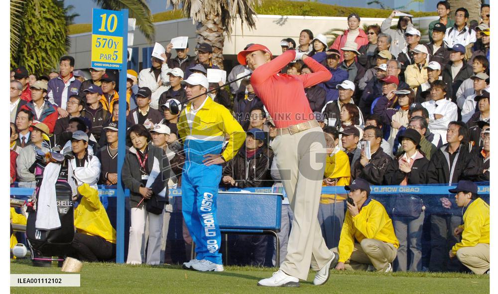 Michelle Wie playing on Japanese men's tour