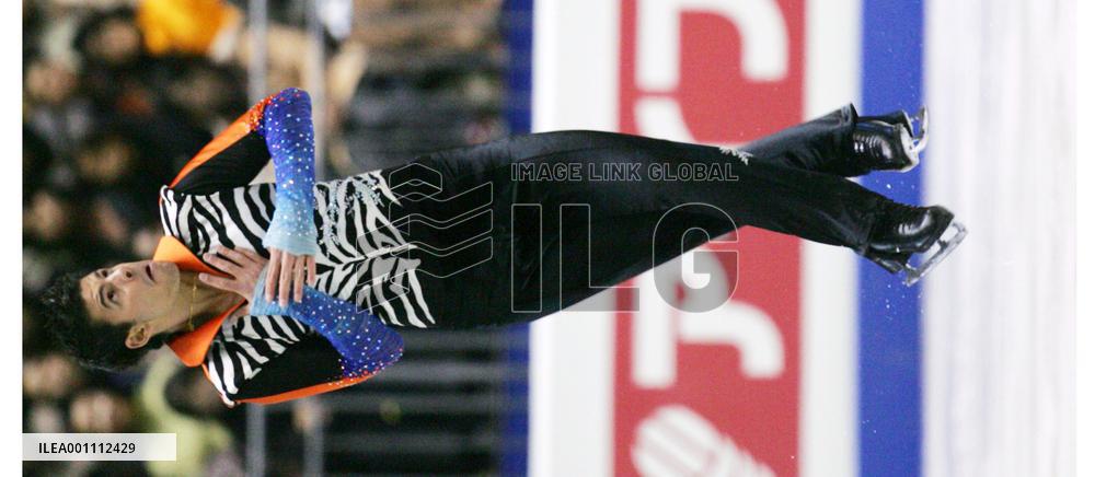Lambiel wins men's title, Japan's Takahashi 3rd