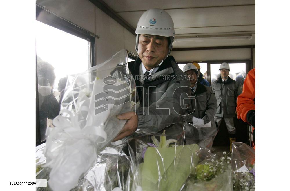 Part of body found in wreckage of derailed train in Yamagata
