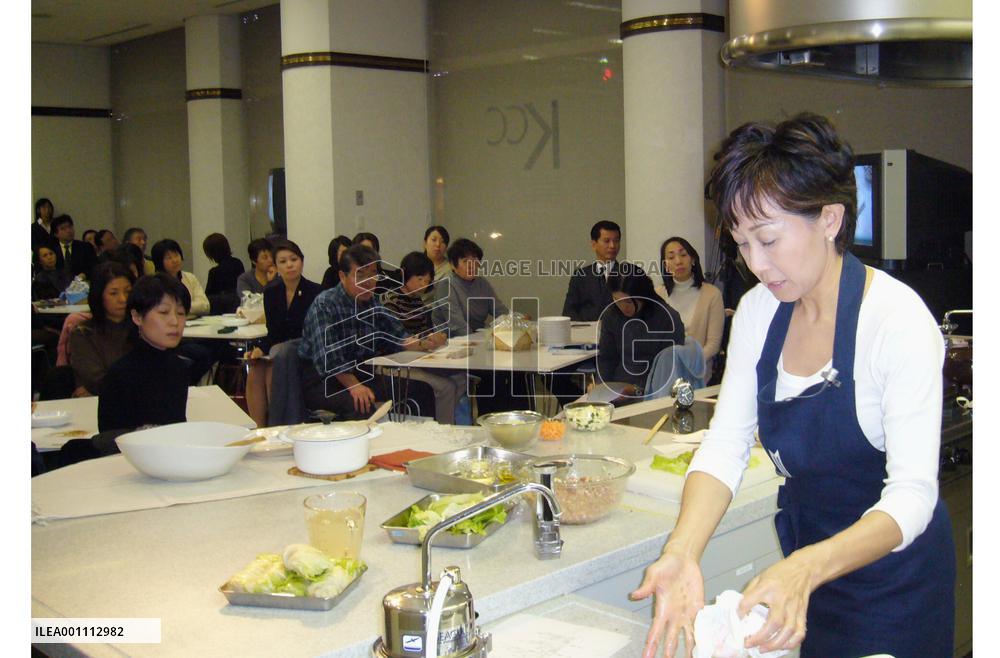 Trading companies help revitalize local areas