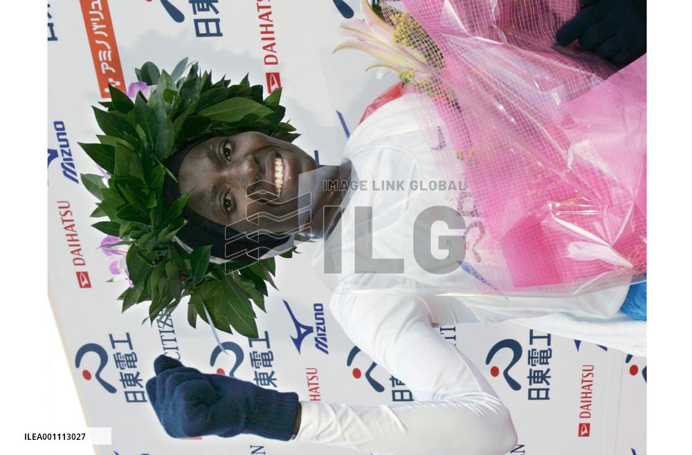 Kenyan Ndereba wins in Osaka with solid run