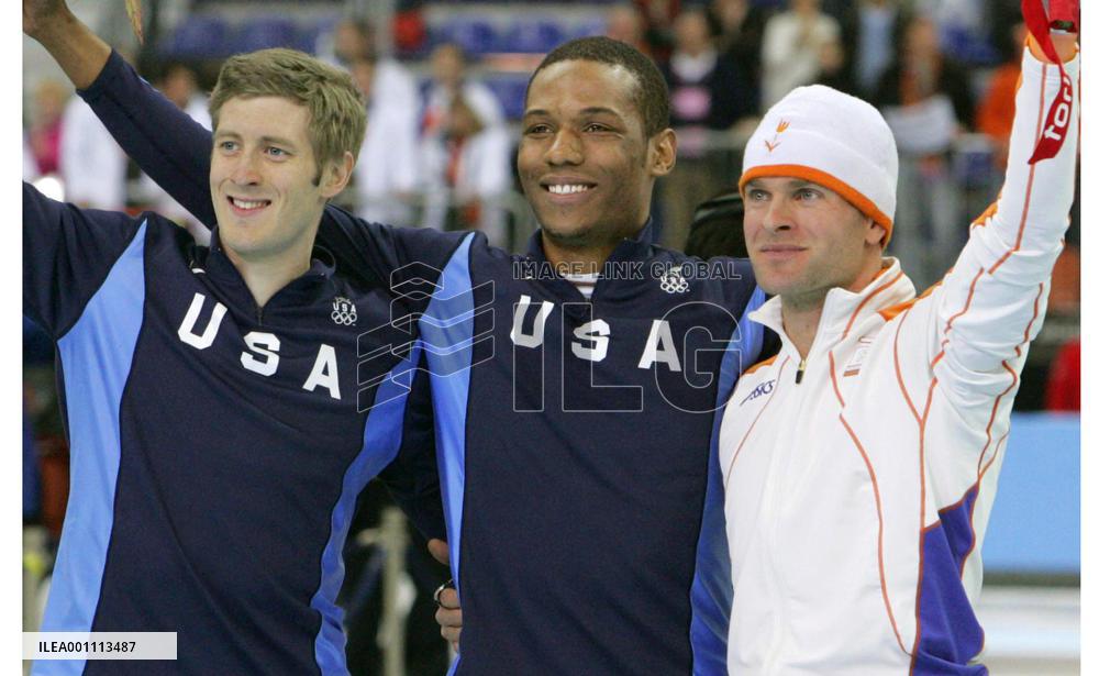 America's Davis wins gold in men's 1,000-m speed skating