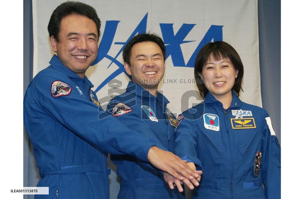 3 Japanese astronauts voice anticipations in staying at ISS