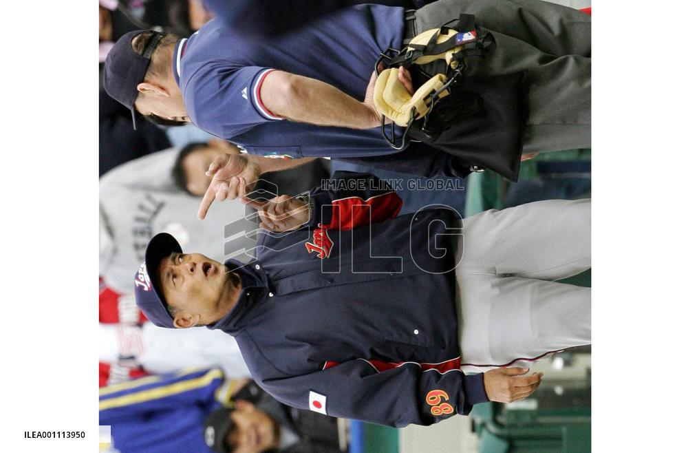 Alex Rodriguez's 9th-inning single lifts U.S. over Japan in WBC