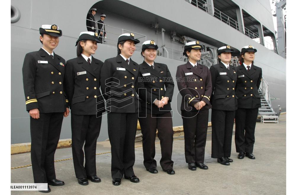 Japan women join antiterror mission in Indian Ocean for 1st time