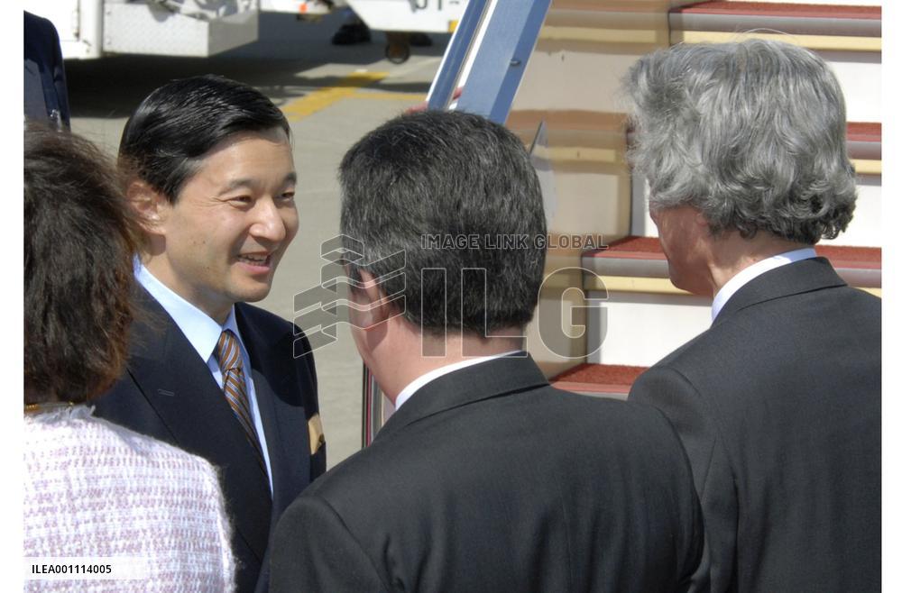 Japan's crown prince leaves on visit to Mexico
