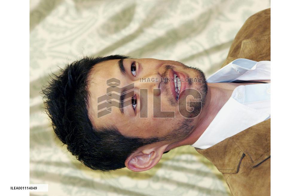 Ichiro Oh meets the press after U.S.A. lost to Mexico