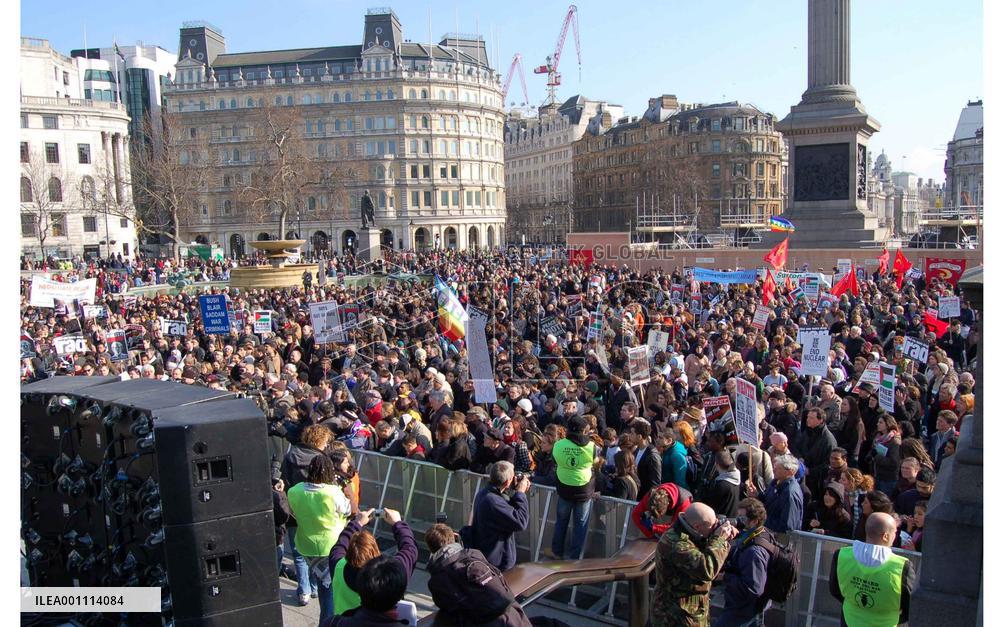 Antiwar citizens demand Britain's withdrawal from Iraq