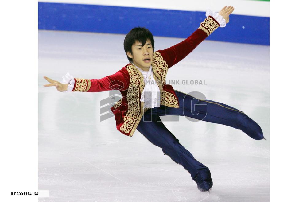 Oda in 2nd place after short program at world figure skating