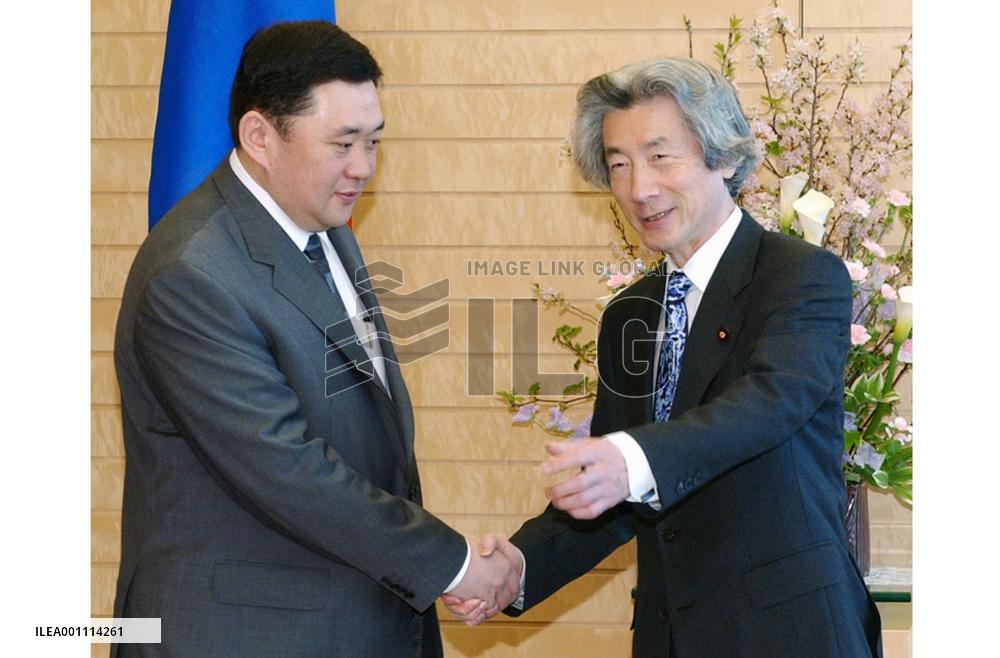Japan to provide Mongolia with 2.98 bil. yen in loans