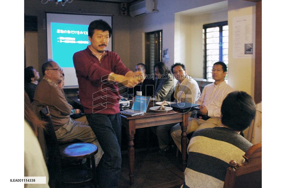 Coffee shops becoming popular places to talk about science