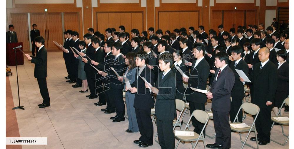 Newcomers join Defense Agency