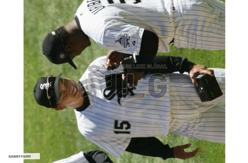 White Sox offered World Series champions rings