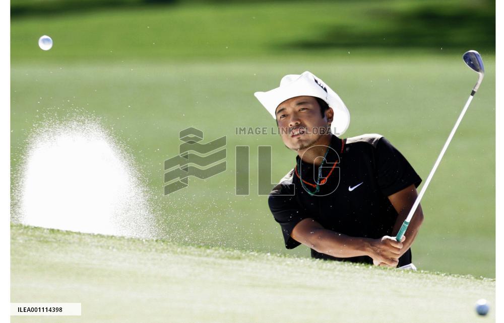 Katayama practices ahead of Masters Tournament