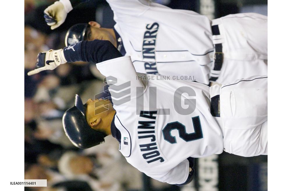 Mariners' Jojima hits season's second solo homer