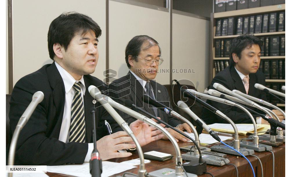 Shareholders to launch damages suit against Livedoor in late May