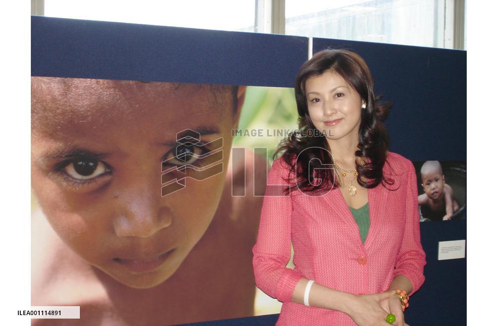 Actress Fujiwara holds photo exhibition at U.N. Headquarters
