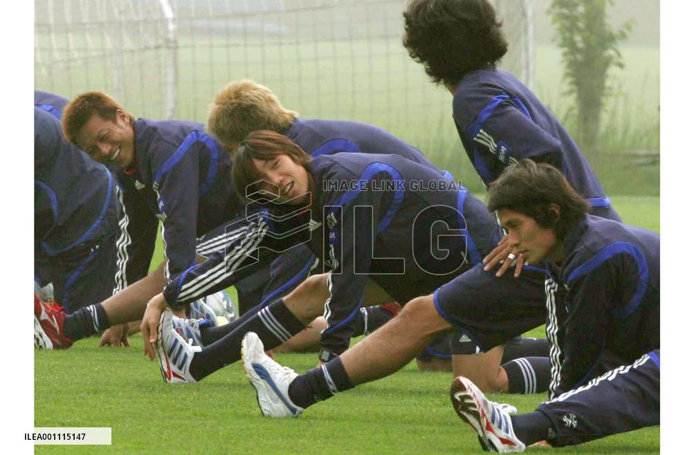 Japan begin final training camp for World Cup finals