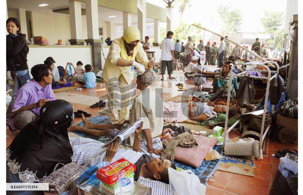 Indonesia quake death toll passes 5,000
