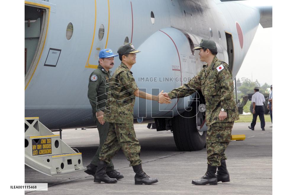 Japan to send about 100 more troops to quake-hit Indonesia