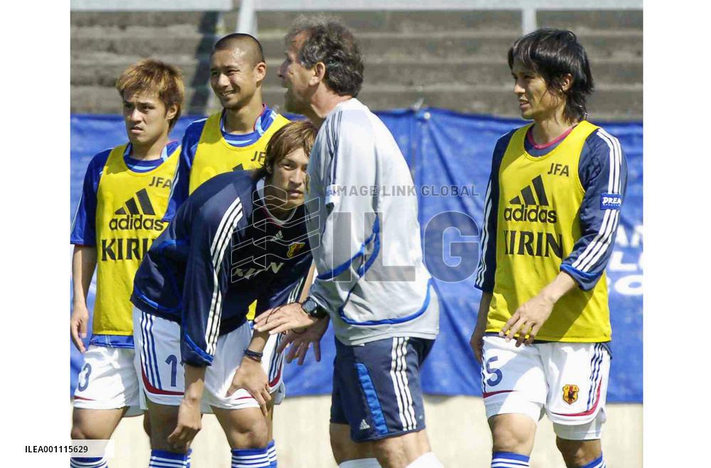 Japan tune up in Bonn