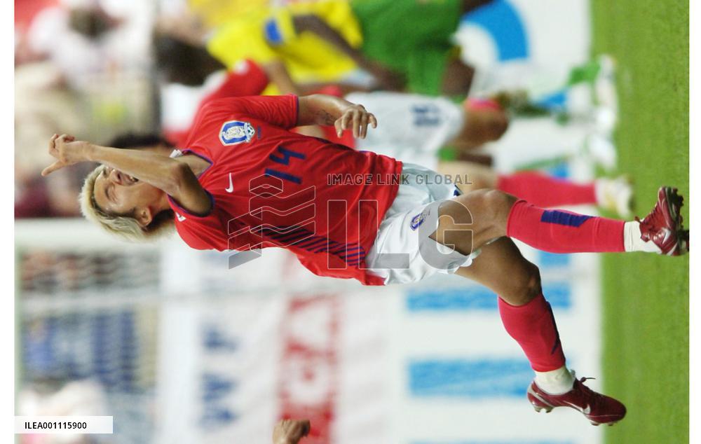 S. Korea beat Togo 2-1 in Group G match in World Cup finals