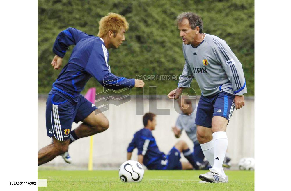 Japan in Bonn for training