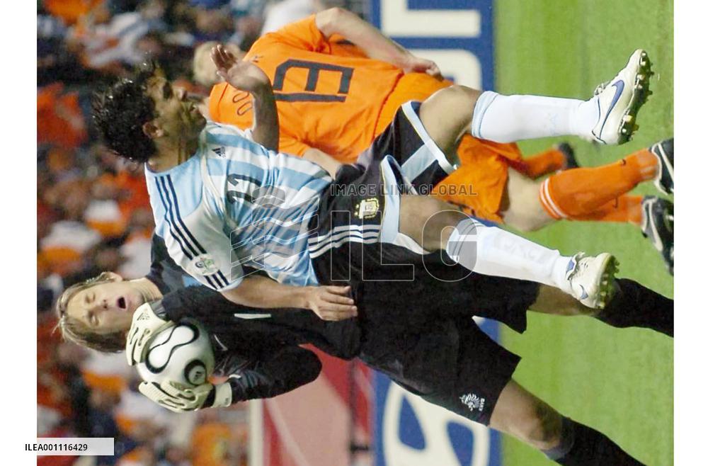 Netherlands vs. Argentina in World Cup