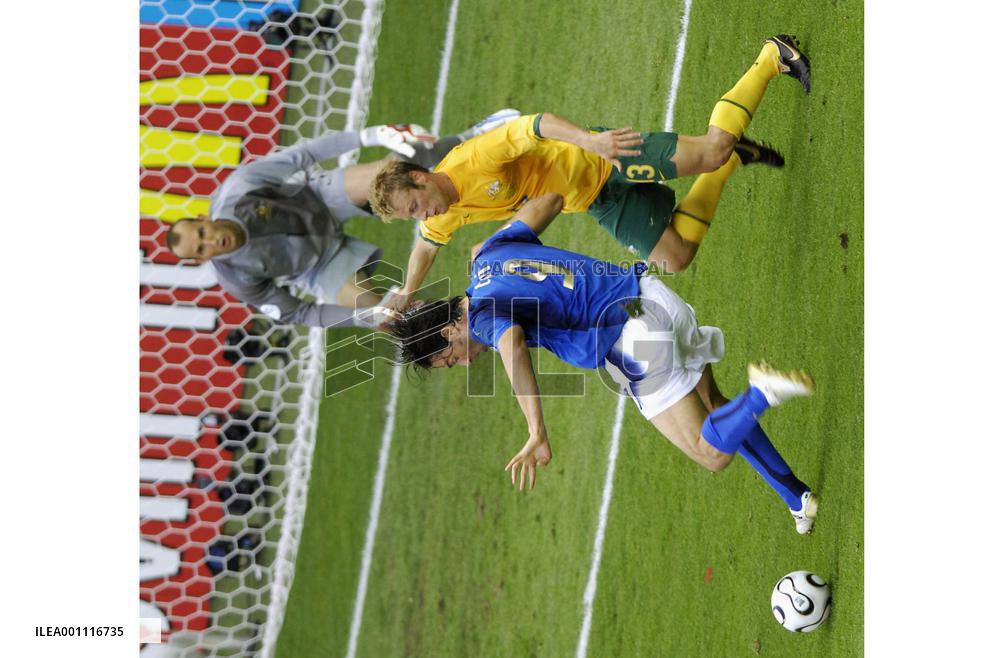 Italy vs. Australia in World Cup