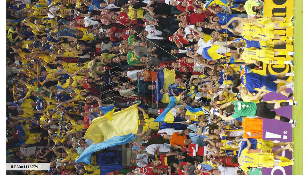 Ukraine beat Switzerland in shootout to reach quarterfinals