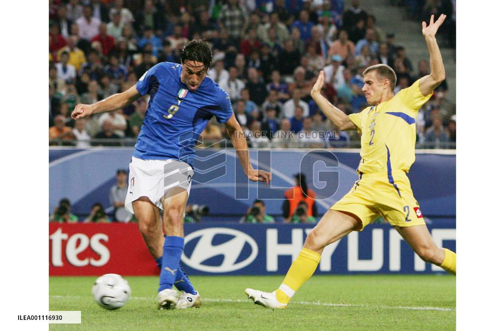Italy vs. Ukraine in World Cup quarterfinal