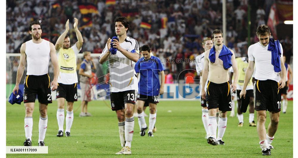 Italy beat Germany 2-0, advance to World Cup final