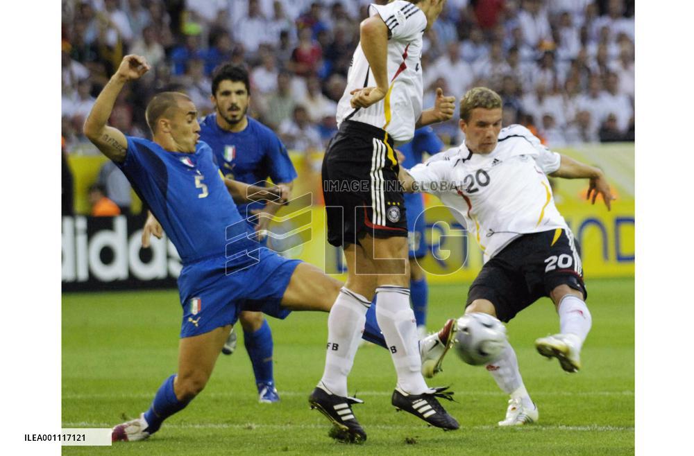 Italy beat Germany 2-0, advance to World Cup final