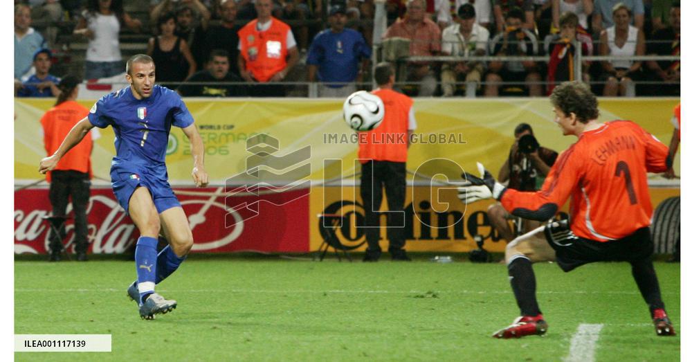Italy beats Germany 2-0, advance to World Cup final