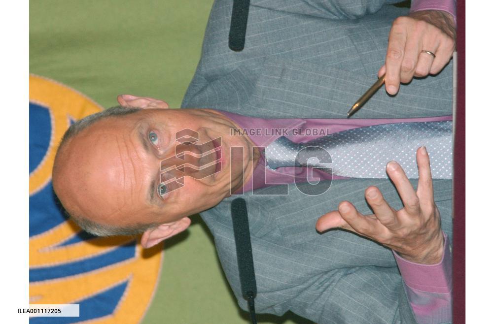 Lamy suggests WTO needs last-ditch efforts and a bit of luck