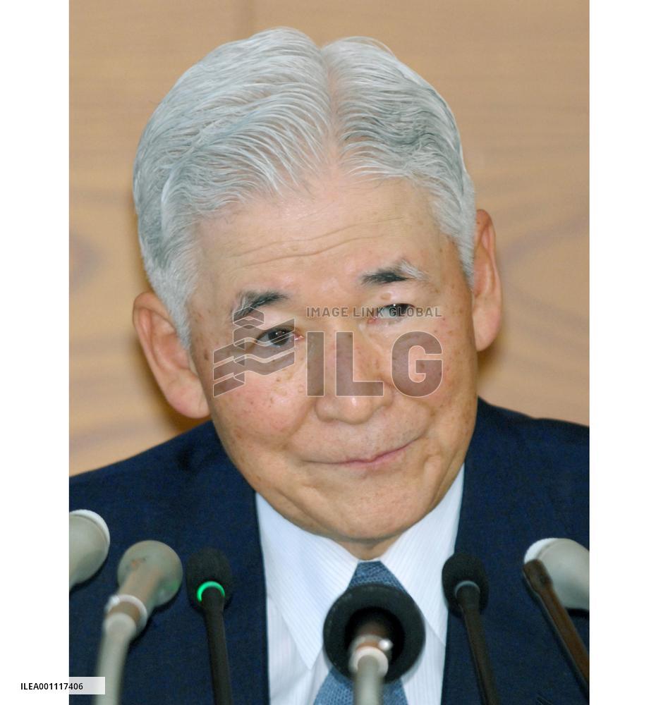 Fukui expresses intention to keep very low interest rates for now