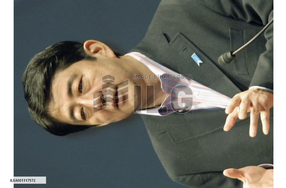 Abe describes N. Korea's Kim Jong Il as 'rational' leader