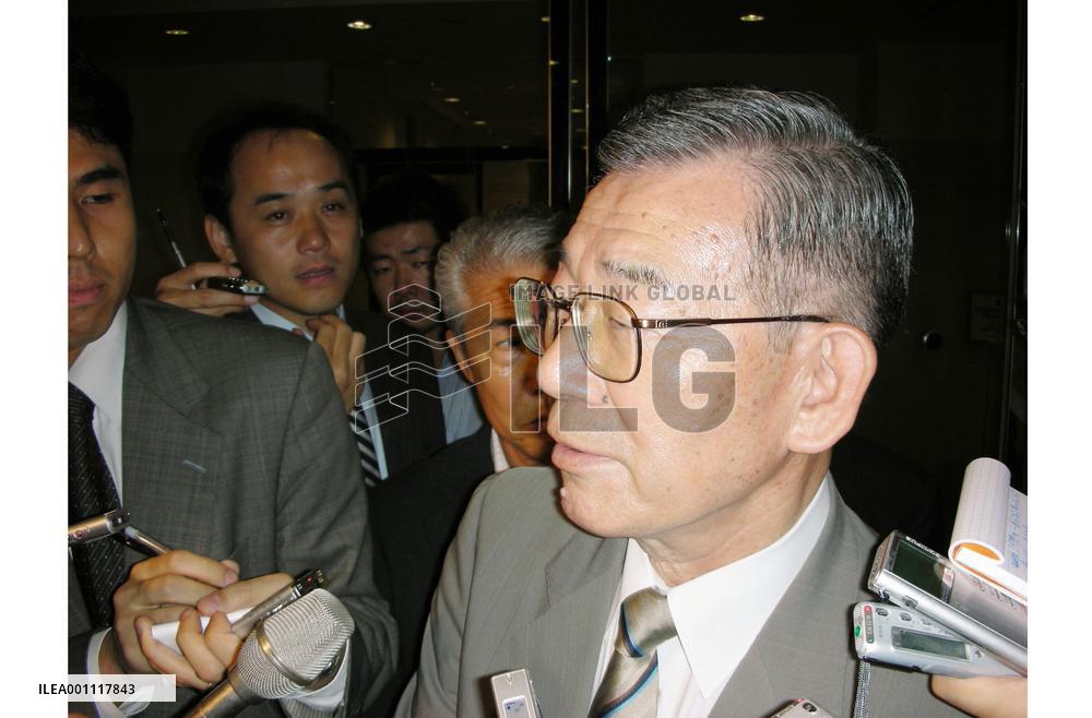 Independent Hokuetsu panel OKs anti-takeover steps vs. Oji