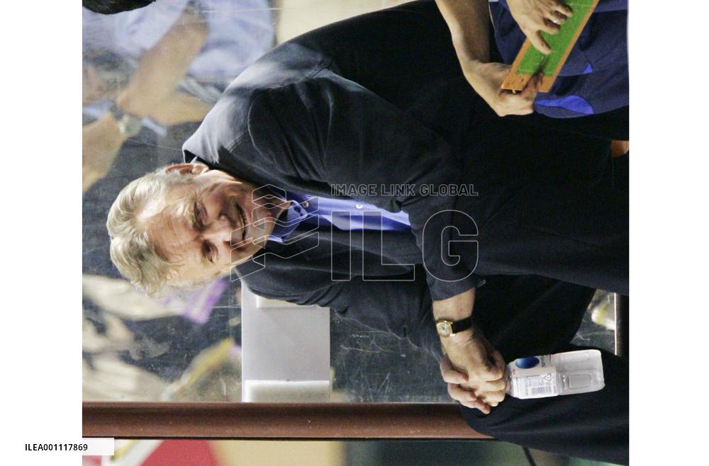 Osim off to winning start as Japan ease past Trinidad