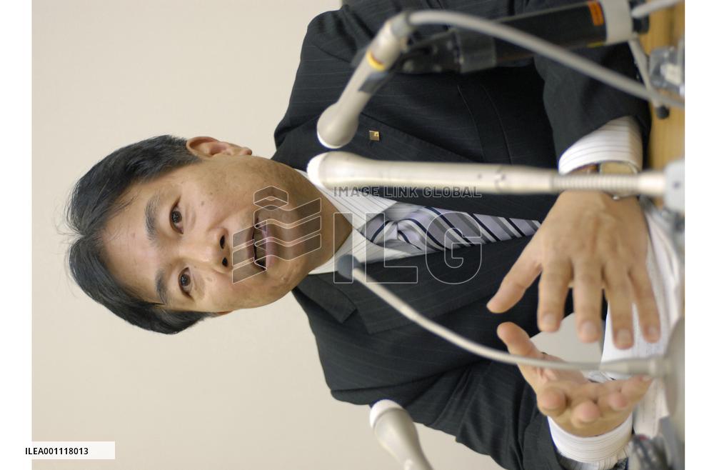 Futata accepts buyout proposal by Konaka over Aoki plan