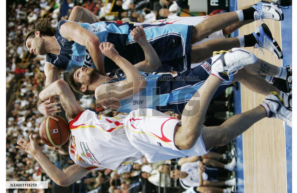 Spain beats Argentina at World Basketball Championship
