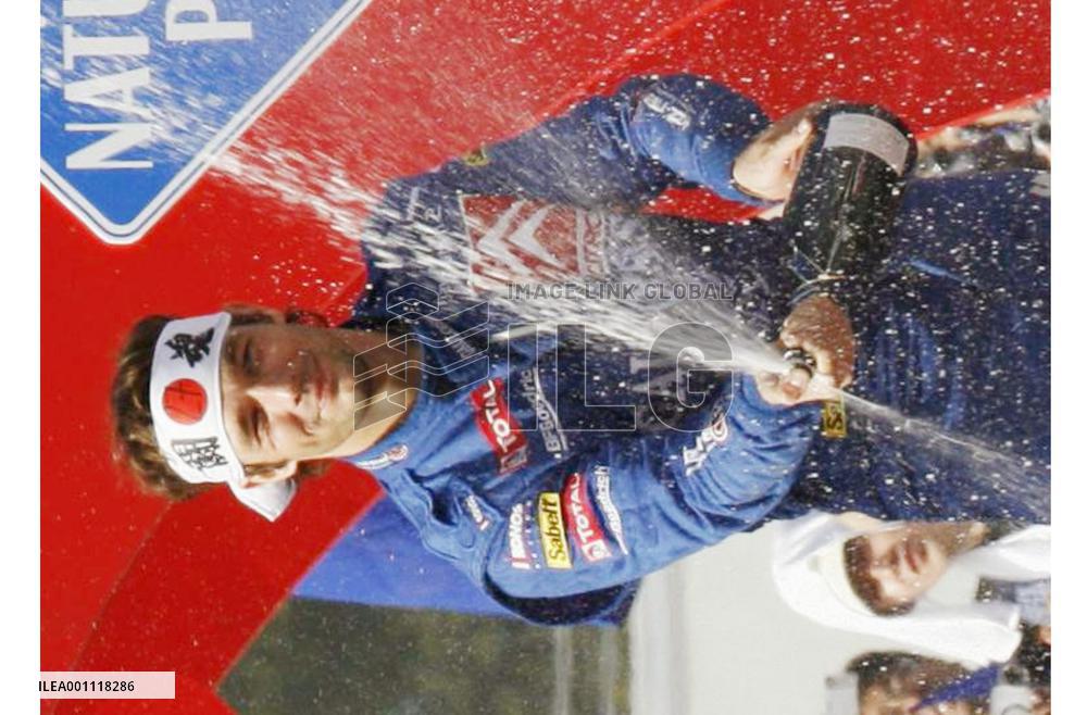Loeb wins Rally Japan